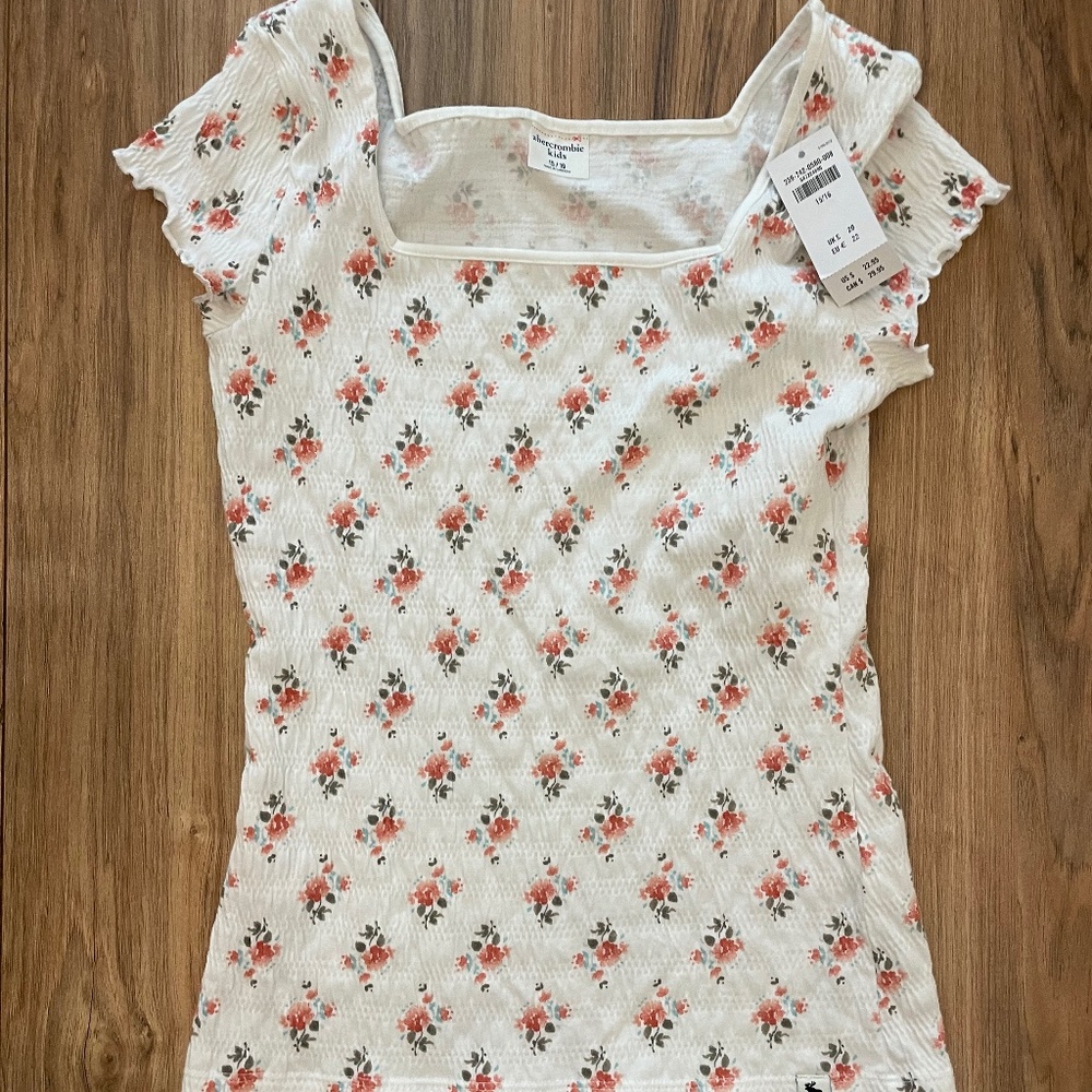 Abercrombie shirt for girls